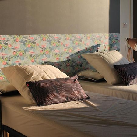 Plein Sud Avec Jacuzzi Privatif Et Parking Prive Leilighet Sarlat-la-Canéda Eksteriør bilde