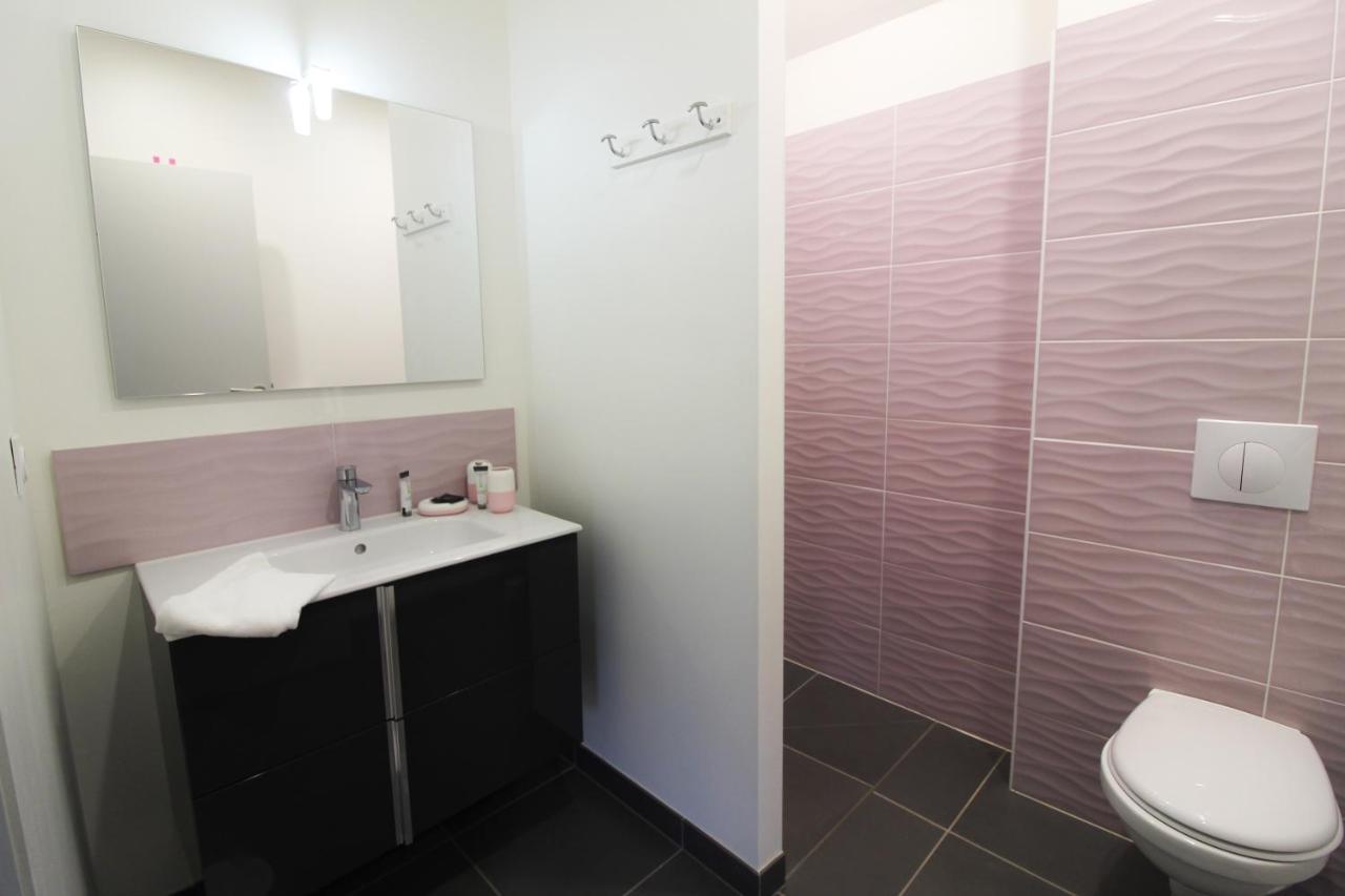 Plein Sud Avec Jacuzzi Privatif Et Parking Prive Leilighet Sarlat-la-Canéda Eksteriør bilde